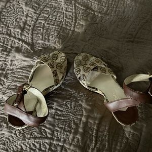 Michael Kors 7.5 wedge shoes gently used